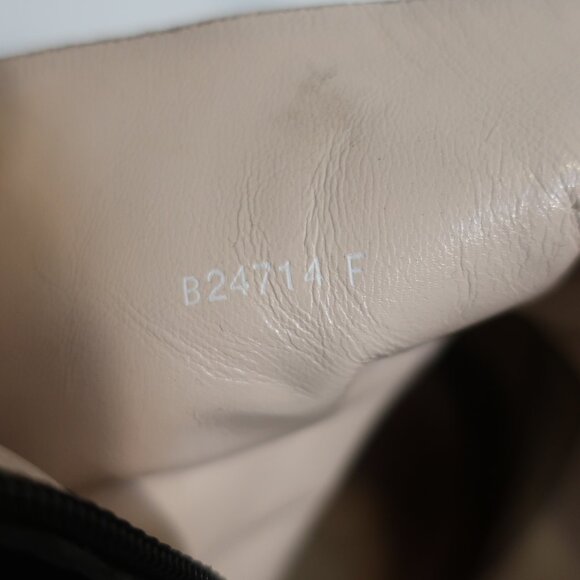 Womens Chanel Black Block Heel Interlocked CC Leather Ankle Booties 40 US/9.5-10 - Picture 13 of 14